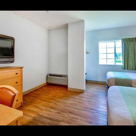 Oyo Townhouse Sulphur,La Extended Stay 外观 照片