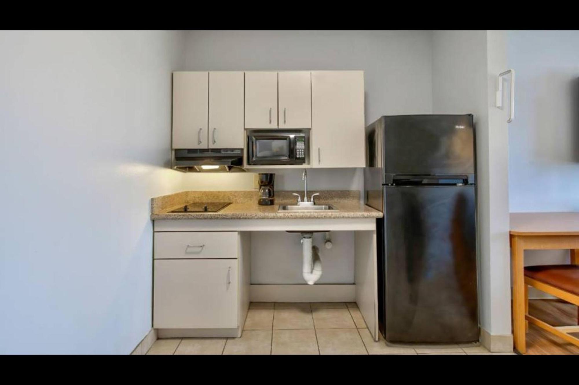 Oyo Townhouse Sulphur,La Extended Stay 外观 照片