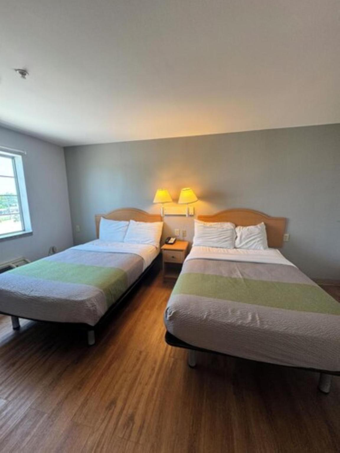 Oyo Townhouse Sulphur,La Extended Stay 外观 照片