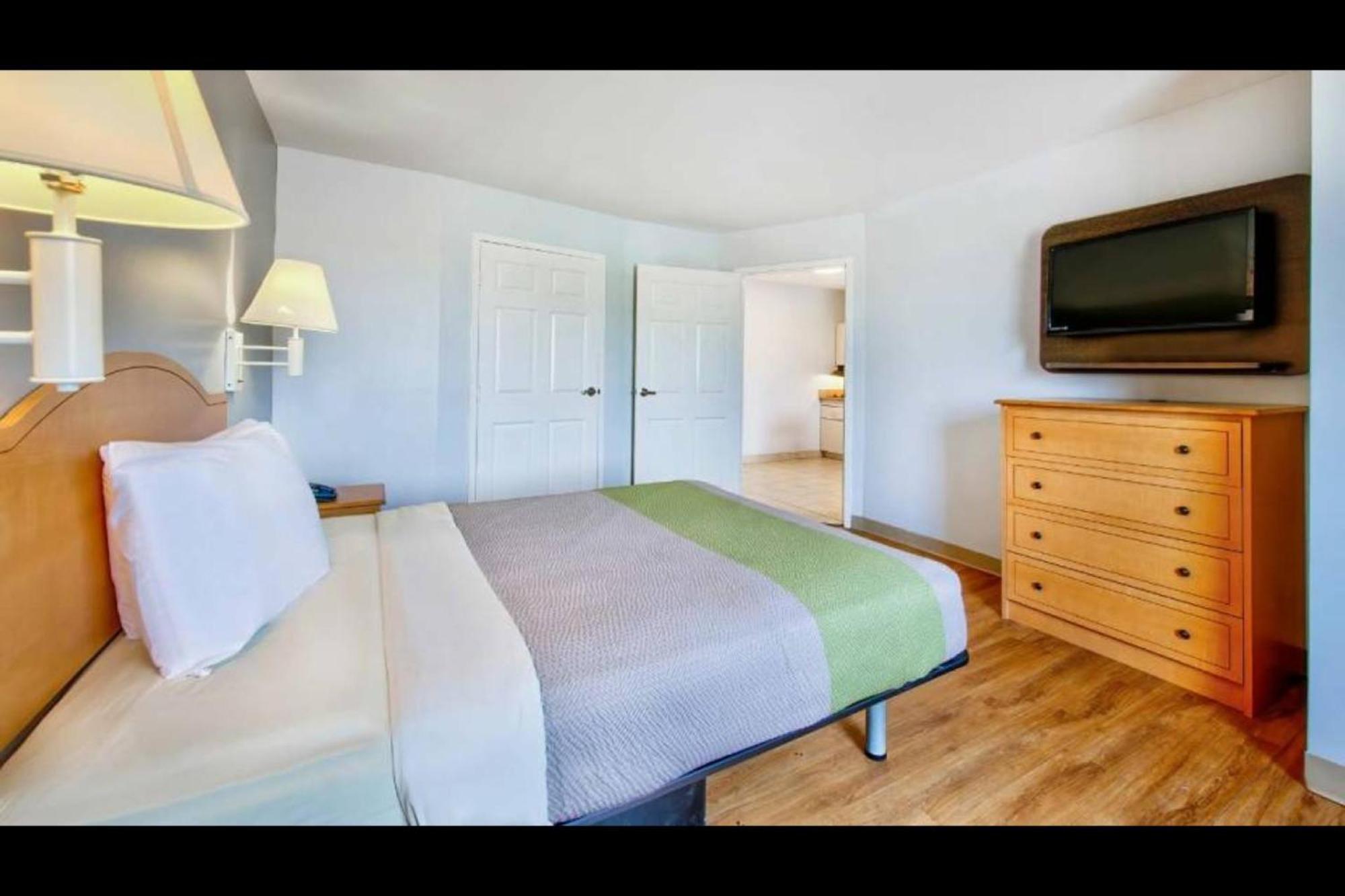Oyo Townhouse Sulphur,La Extended Stay 外观 照片